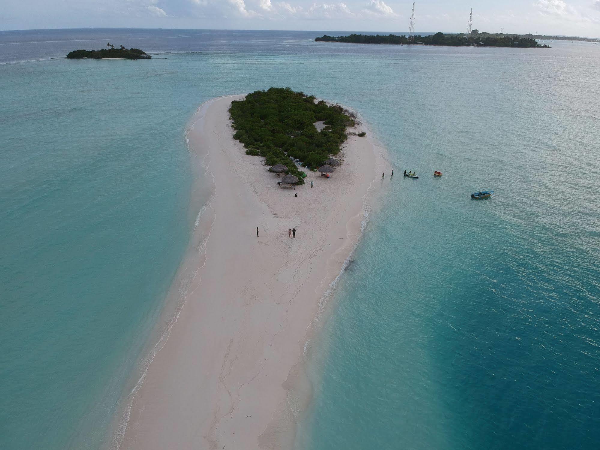 Holiday Garden Rasdhoo Hotel Exterior foto